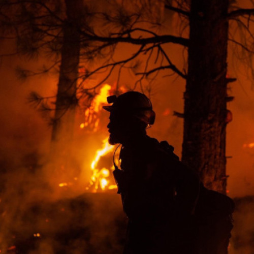Incendiu devastator în New Jersey: Peste 3.000 de persoane evacuate