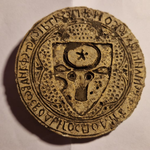 Descoperire importantă în arheologie: o pecete posibilă din vremea lui Ștefan cel Mare