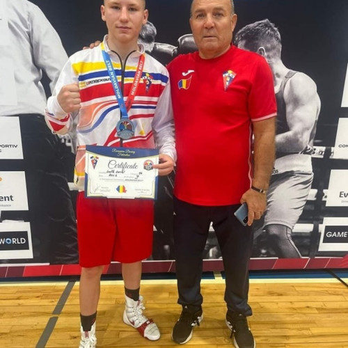 Pugiliștii de la clubul Dunărea Galați se pregătesc pentru noul sezon