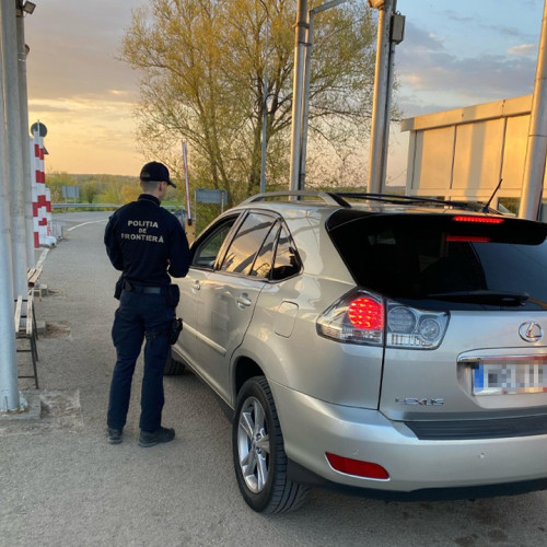 Cercetări la frontiera Rădăuți Prut după prezentarea unui permis de conducere nerecunoscut