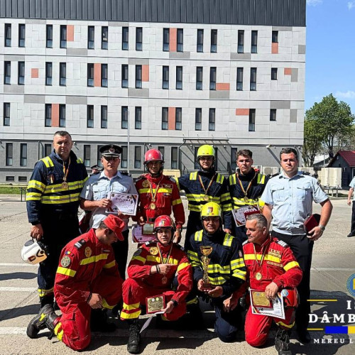 Echipa I.S.U. Dâmbovița câștigă locul I la competiția de descarcerare