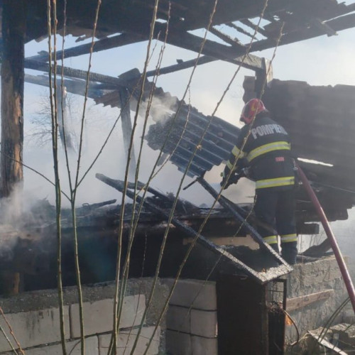 Incendiu la o locuință din comuna Nistorești