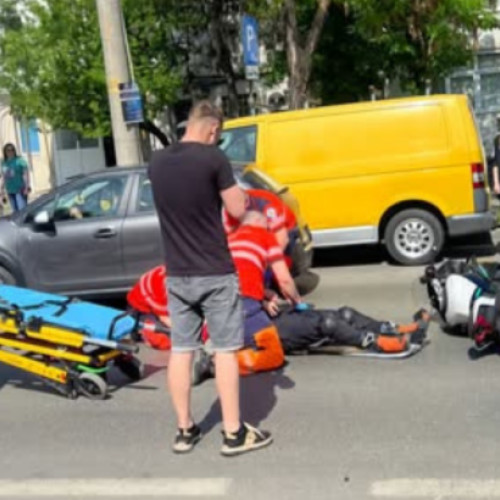 Accident rutier în Iași: Un motociclist a fost lovit de un BMW cu numere provizorii