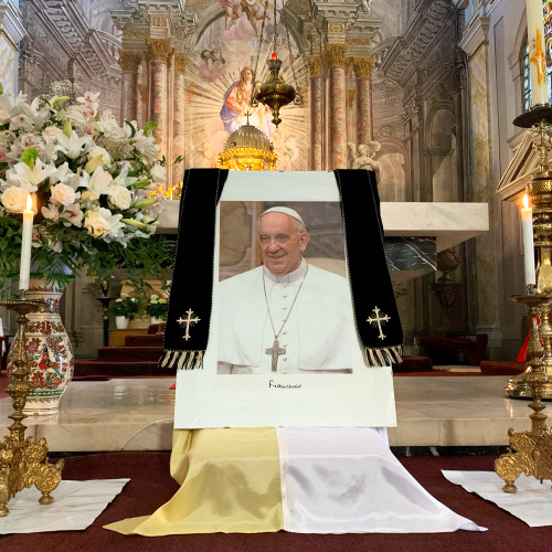 Anularea spectacolului la TNRS în semn de doliu național pentru Papa Francisc