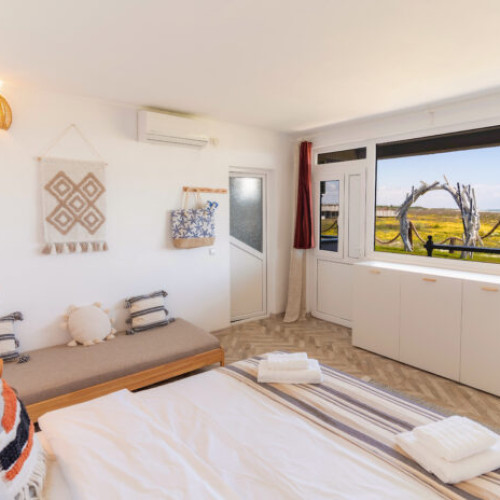 Spațiile de cazare Rezident de la malul mării, rezervate integral pentru vacanța de 1 Mai