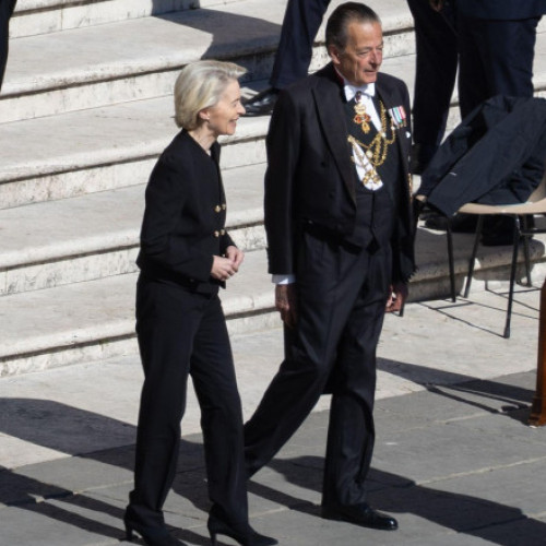 Ursula von der Leyen și Donald Trump s-au întâlnit pentru prima dată la Roma