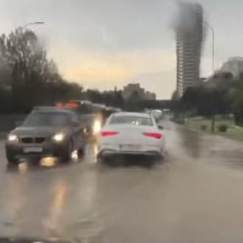 Inundații severe în Cluj-Napoca datorită ploilor abundente