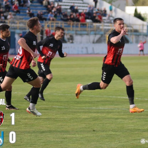 Gloria câștigă din nou în play-off