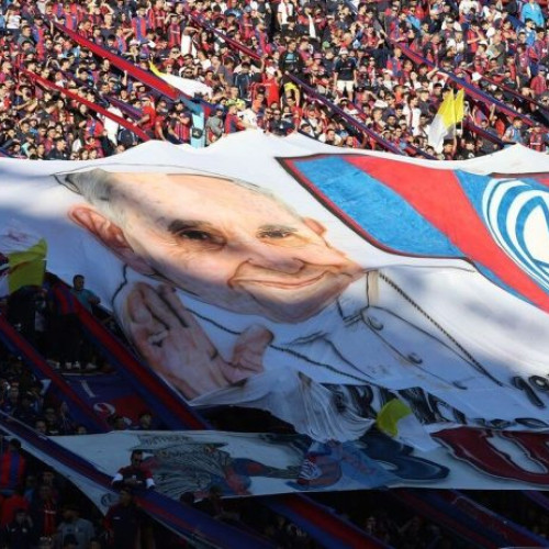 Omagiu Papei Francisc la meciul echipei San Lorenzo din Buenos Aires