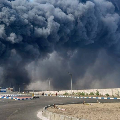 Explozie devastatoare în portul Bandar Abbas din Iran