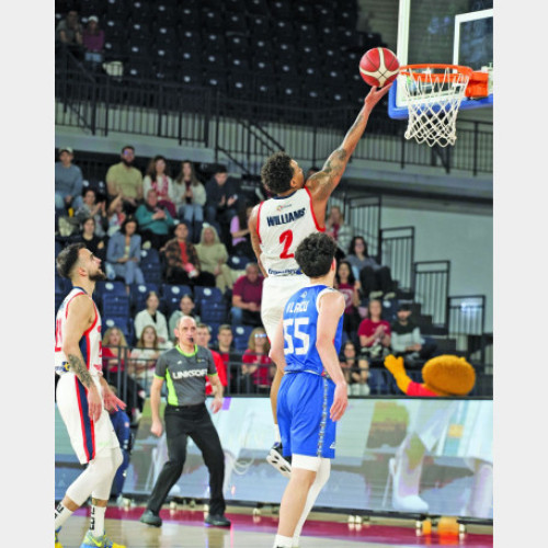 CSM CSU Oradea încheie sezonul regulat cu victorie și se pregătește pentru playoff