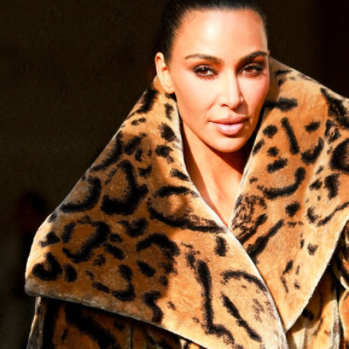 Procesul jafului lui Kim Kardashian începe la Paris