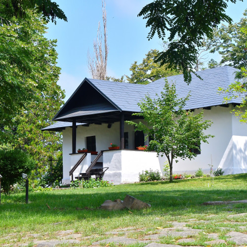 Memorialul Ipotesti invită liceenii la concursul de proiecte „Eminescu, azi”