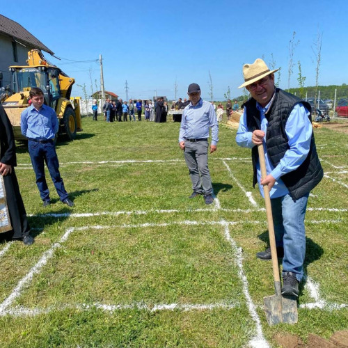 Proiectul unei noi case parohiale începe la Răcari