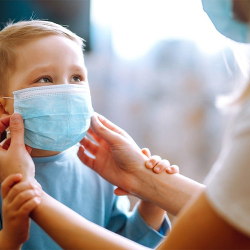 Creșterea cazurilor de COVID-19 în rândul copiilor