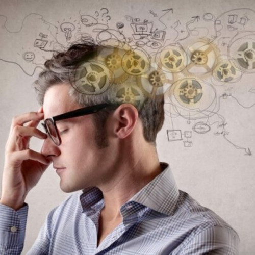 Memoria sub lupă: De ce uităm și cum putem îmbunătăți reținerea informațiilor?