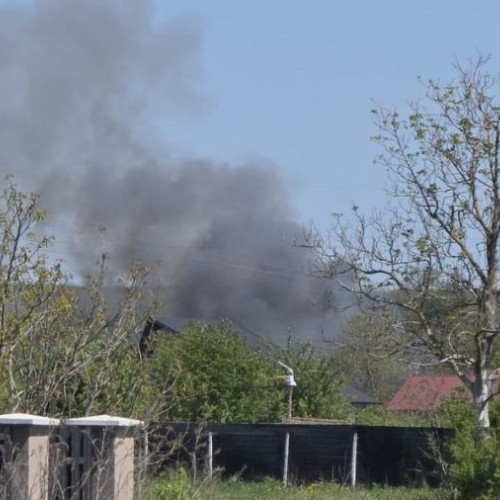 Incendiu la un magazin pe Calea Bârladului