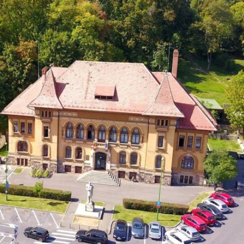 Licitație pentru achiziția de cărți la Biblioteca Județeană George Barițiu