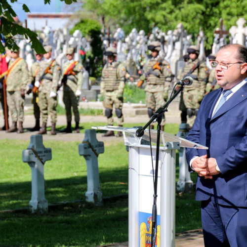 Ceremonie dedicată Zilei Veteranilor de Război la Piatra-Neamț