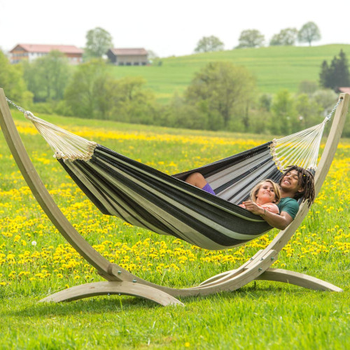 Guvernul României a declarat 2 mai 2025 zi liberă pentru bugetari