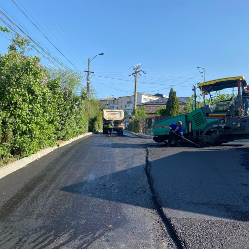 O stradă din Botoșani a fost asfaltată