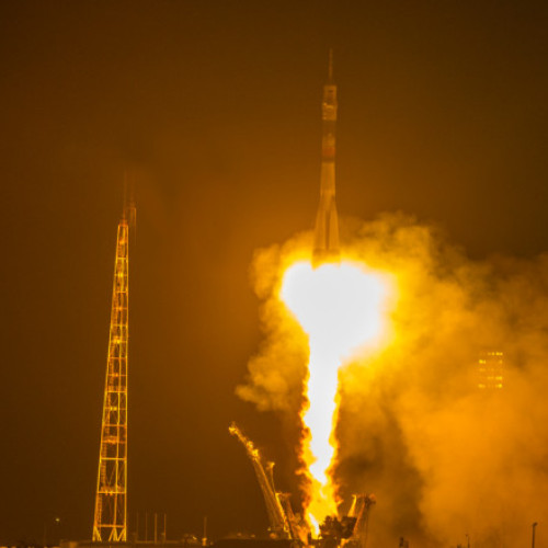 Un obiect de dimensiunea unei mașini va cădea pe Pământ