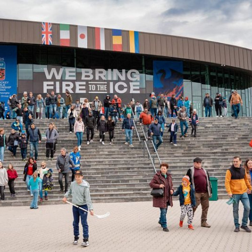 Atmosferă de sărbătoare la Sfântu Gheorghe pentru Campionatul Mondial IIHF de Hochei pe Gheață