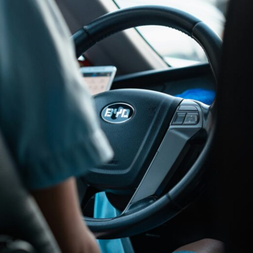 Producătorul chinez BYD se lansează pe piața din România