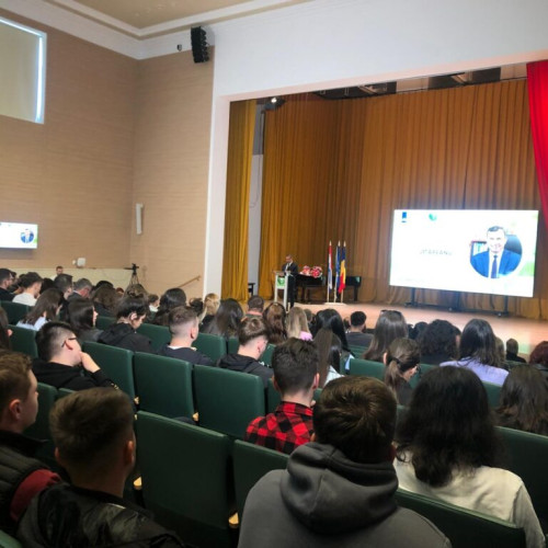 Fermerii români trebuie să investească în digitalizare și agricultură regenerativă pentru a face față schimbărilor climatice