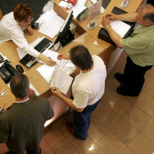 Majorare a salariului minim brut în sectorul bancar