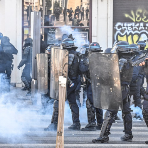 Proteste violente de Ziua Muncii în Franța