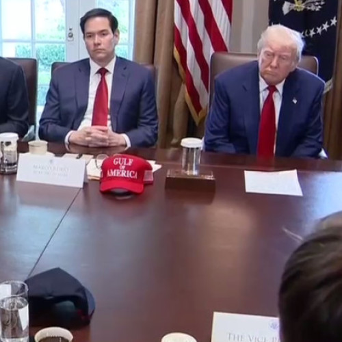 Donald Trump glumește despre dorința de a fi papa