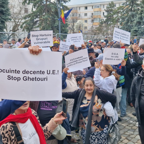 Contestație a romilor împotriva Regulamentului de evacuare a chiriașilor din Botoșani