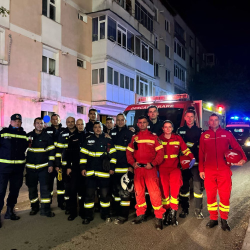 Incendiu provocat de o candela lăsată nesupravegheată în Iași