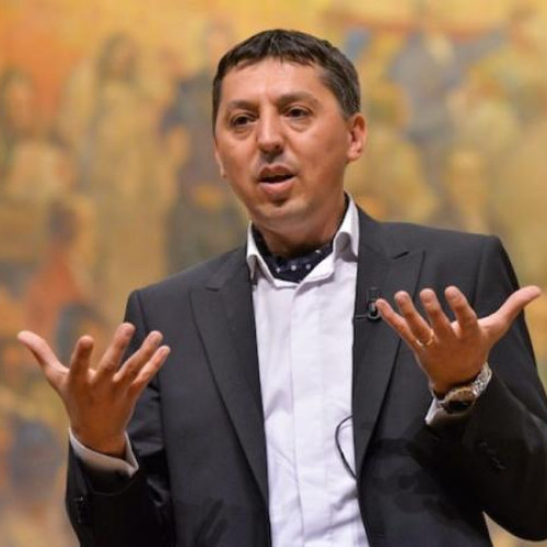 Ministrul Educației îndeamnă tinerii să susțină valorile sociale