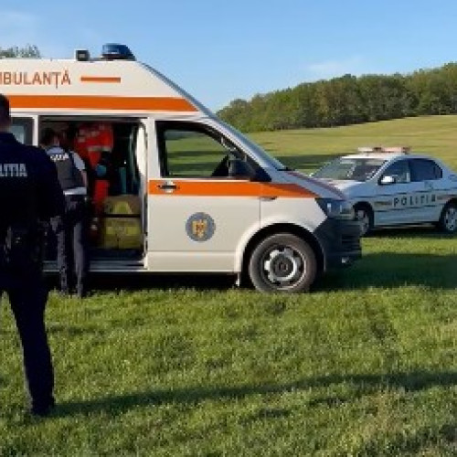 Un scandal la o stână din Botoșani: un tânăr înjunghiat