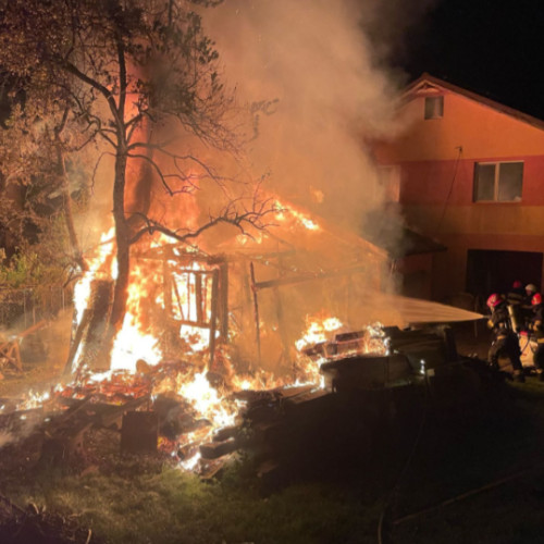 Incendiu devastator într-o gospodărie din Cluj-Napoca