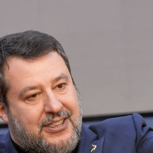 România alege un alt candidat naționalist în primul tur al alegerilor prezidențiale