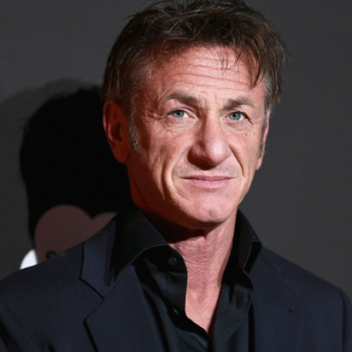 Sean Penn compară pe Donald Trump cu un criminal