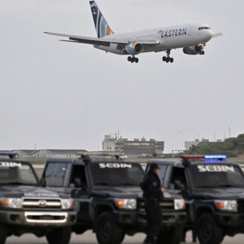 Administratia Trump oferă suport financiar migranților care aleg să se autodeporteze