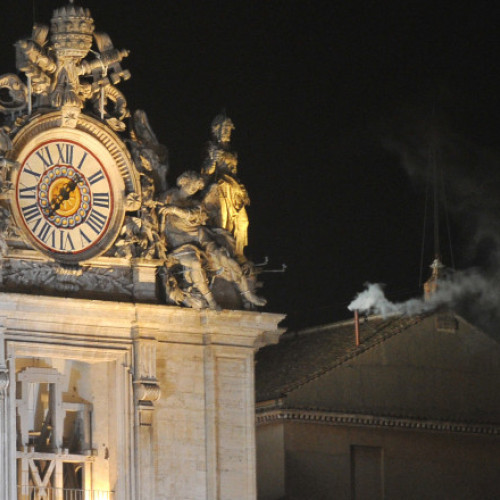 Fumatul din Capela Sixtină: Cum se alege un nou papă