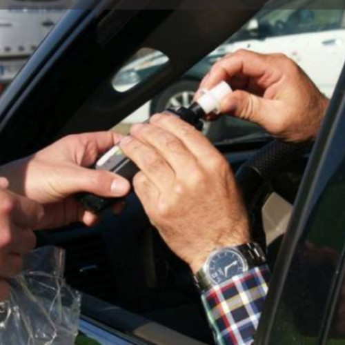 Bărbat reținut pentru conducere sub influența alcoolului