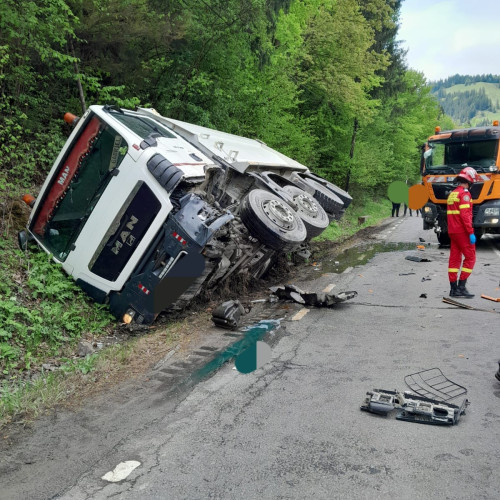 Accident pe drumul național din Poiana Teiului