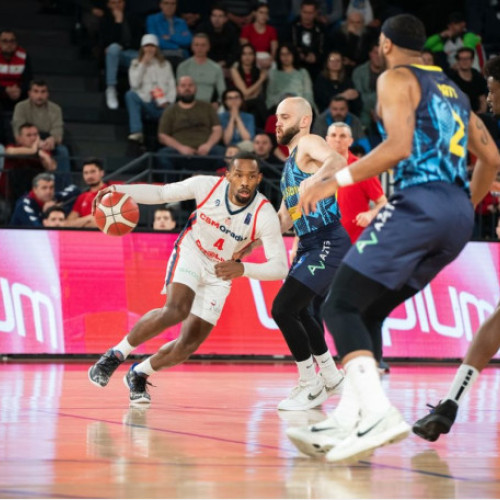 Baschetbalistii oradeni joaca astazi meciul decisiv cu SCM U Craiova