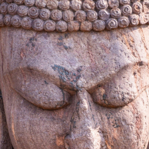 Guvernul indian amenință Sotheby's cu acțiuni legale în legătură cu bijuteriile lui Buddha