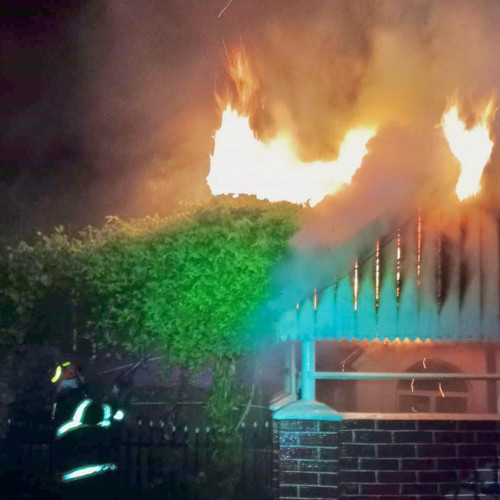 Acoperișul unei fântâni a luat foc la Flămânzi