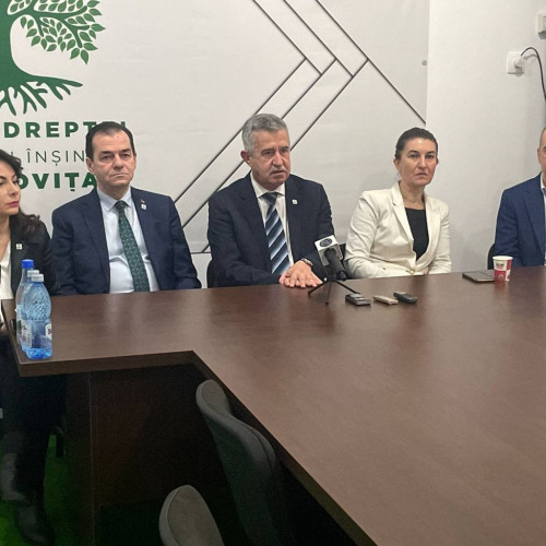 Orban discută despre o posibilă alianță cu PNL în Târgoviște