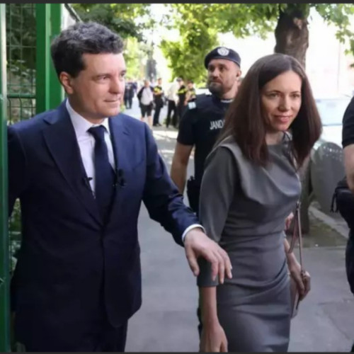 Viața personală discretă a lui Nicușor Dan, o poveste de parteneriat autentic