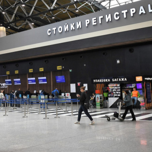 Companiile aeriene rusești anulează zboruri din cauza atacurilor cu drone