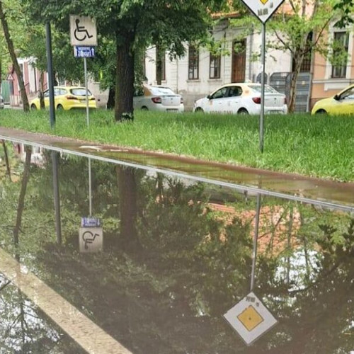 Probleme cu inundațiile în oraș, măsuri imediate în curs de implementare